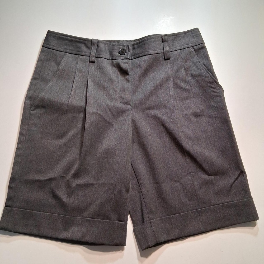 Women's United Colors of Benetton shorts gray herringbone pleated front
